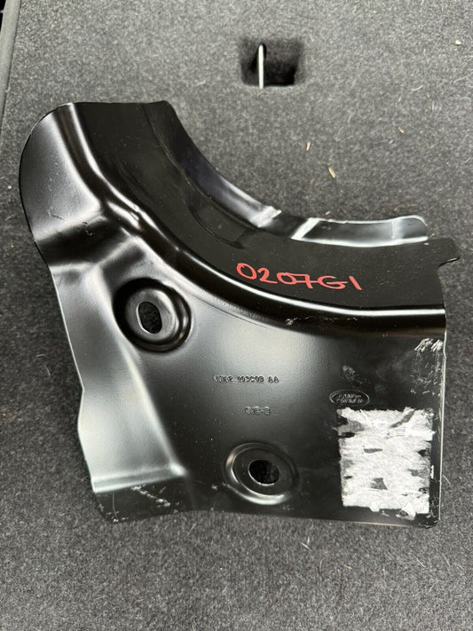 m8a2403c08aa land rover GJEHB