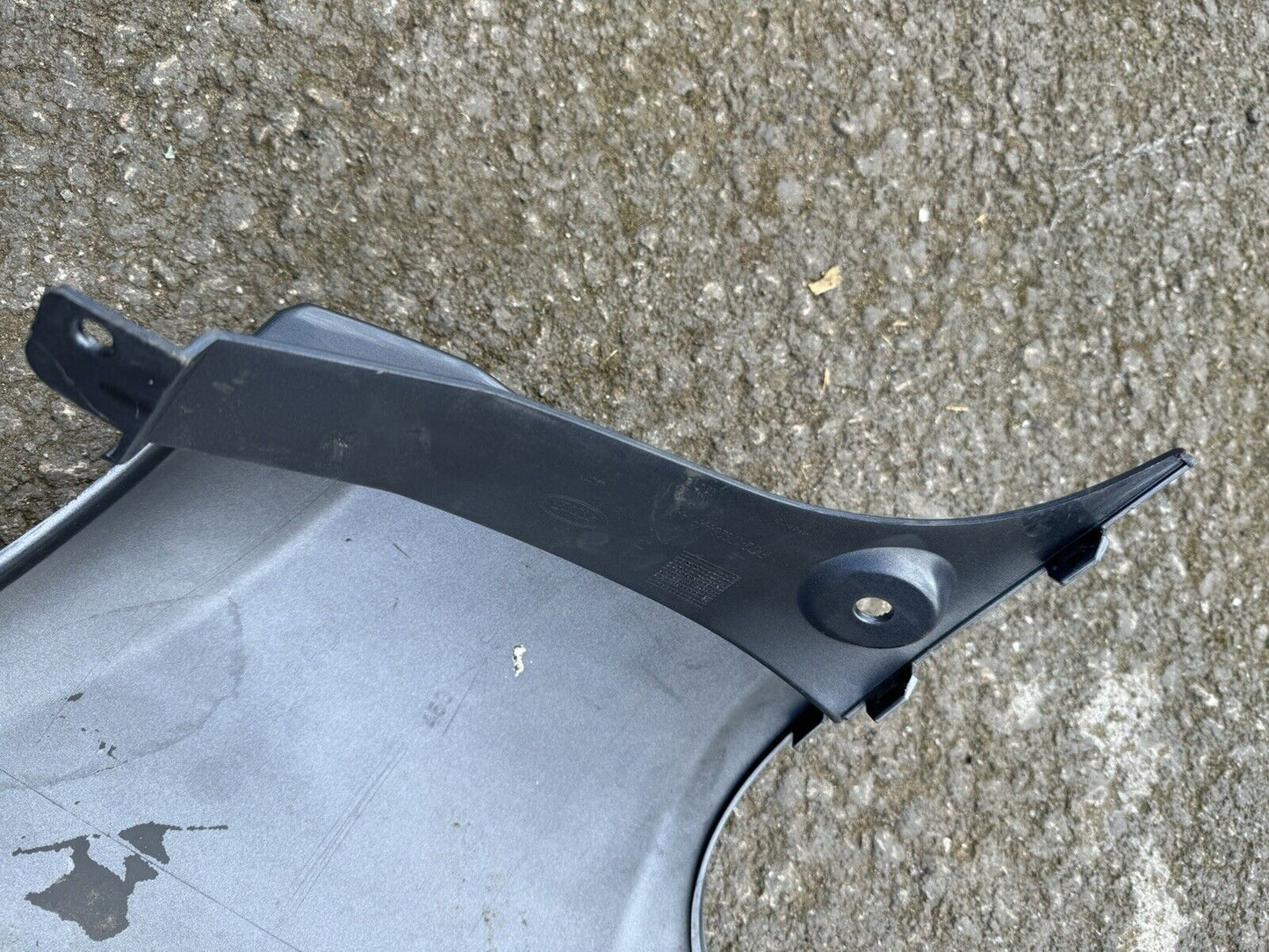 GENUINE LAND ROVER DISCOVERY SPORT L550 RIGHT REAR BUMPER CORNER