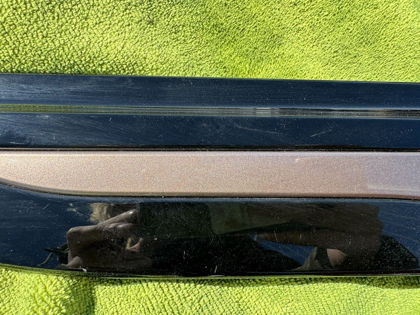 GENUINE RANGE ROVER EVOQUE L551 FRONT LEFT WING TRIM 2018-ON K8D2280B11