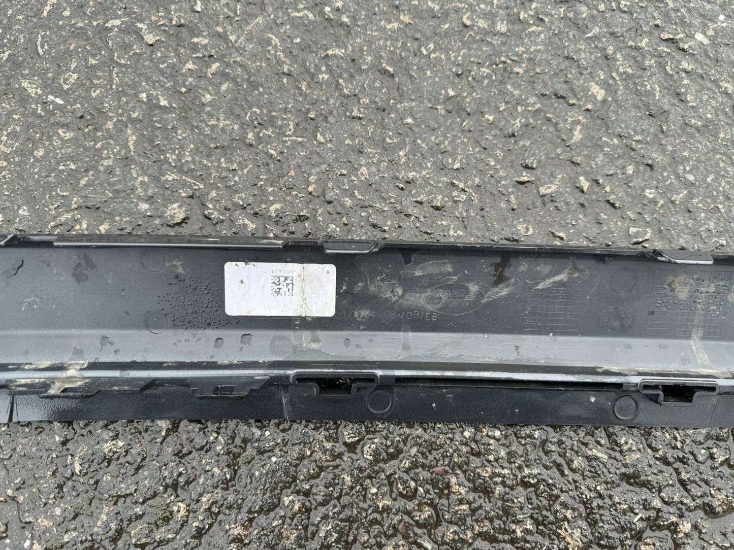 K8D217F784-CB Range Rover Evoque Rear Bumper Lower Section Genuine