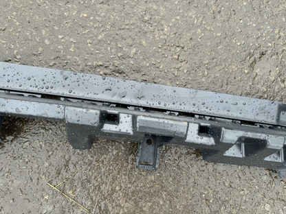 2019 ON L663 LAND ROVER DEFENDER 110 REAR CENTRE BUMPER BRACKET L8B217B861A