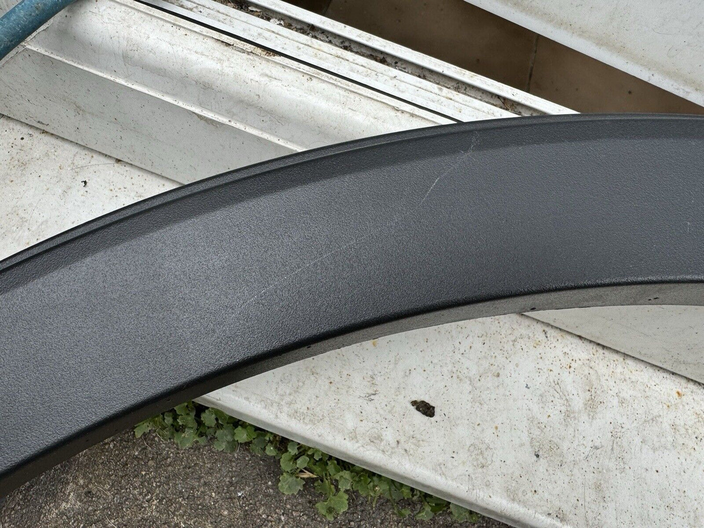 Toyota chr left rear trim fender 75606-4010 2015-on