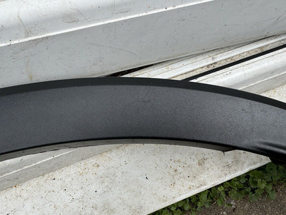 Toyota chr left rear trim fender 75606-4010 2015-on