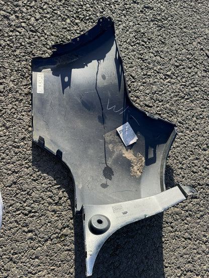 GENUINE LAND ROVER DISCOVERY SPORT L550 RIGHT REAR BUMPER CORNER