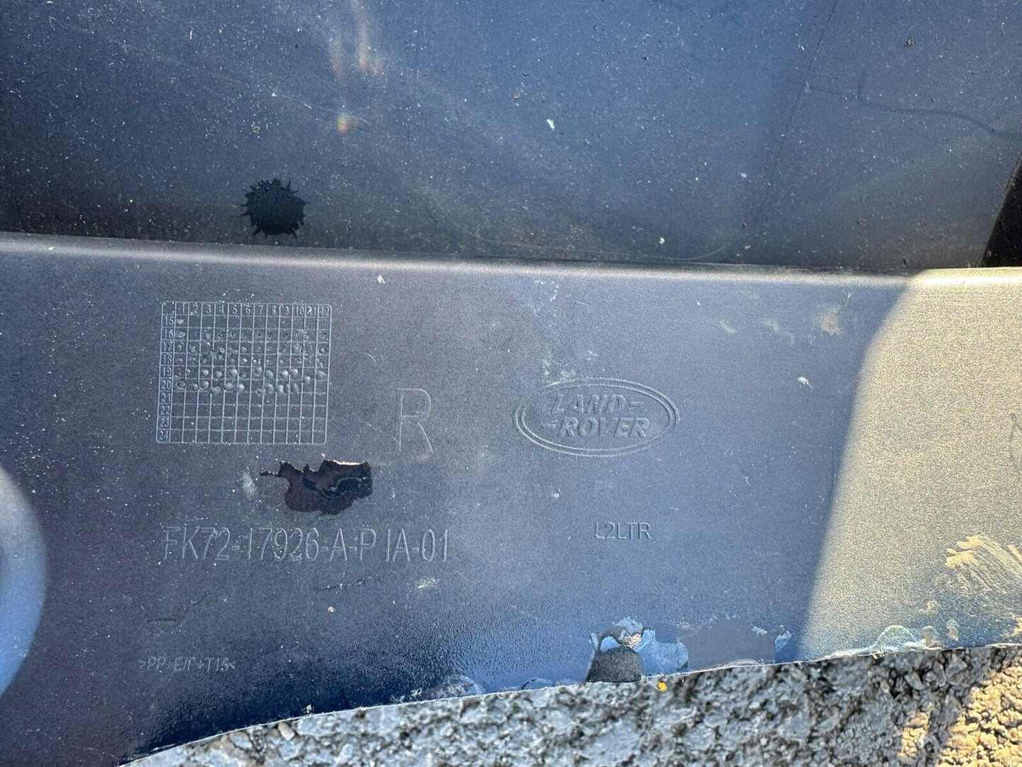 GENUINE LAND ROVER DISCOVERY SPORT L550 RIGHT REAR BUMPER CORNER