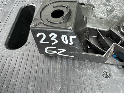 VOLKSWAGEN GOLF Mk8 Drivers Right Rear Bumper Guide Support Bracket 5H6807394D