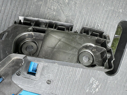 VOLKSWAGEN GOLF Mk8 Drivers Right Rear Bumper Guide Support Bracket 5H6807394D