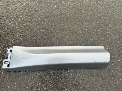 Genuine LAND ROVER DISCOVERY SPORT L550 RIGHT SIDE DOOR MOLDING FK72274A48ACW