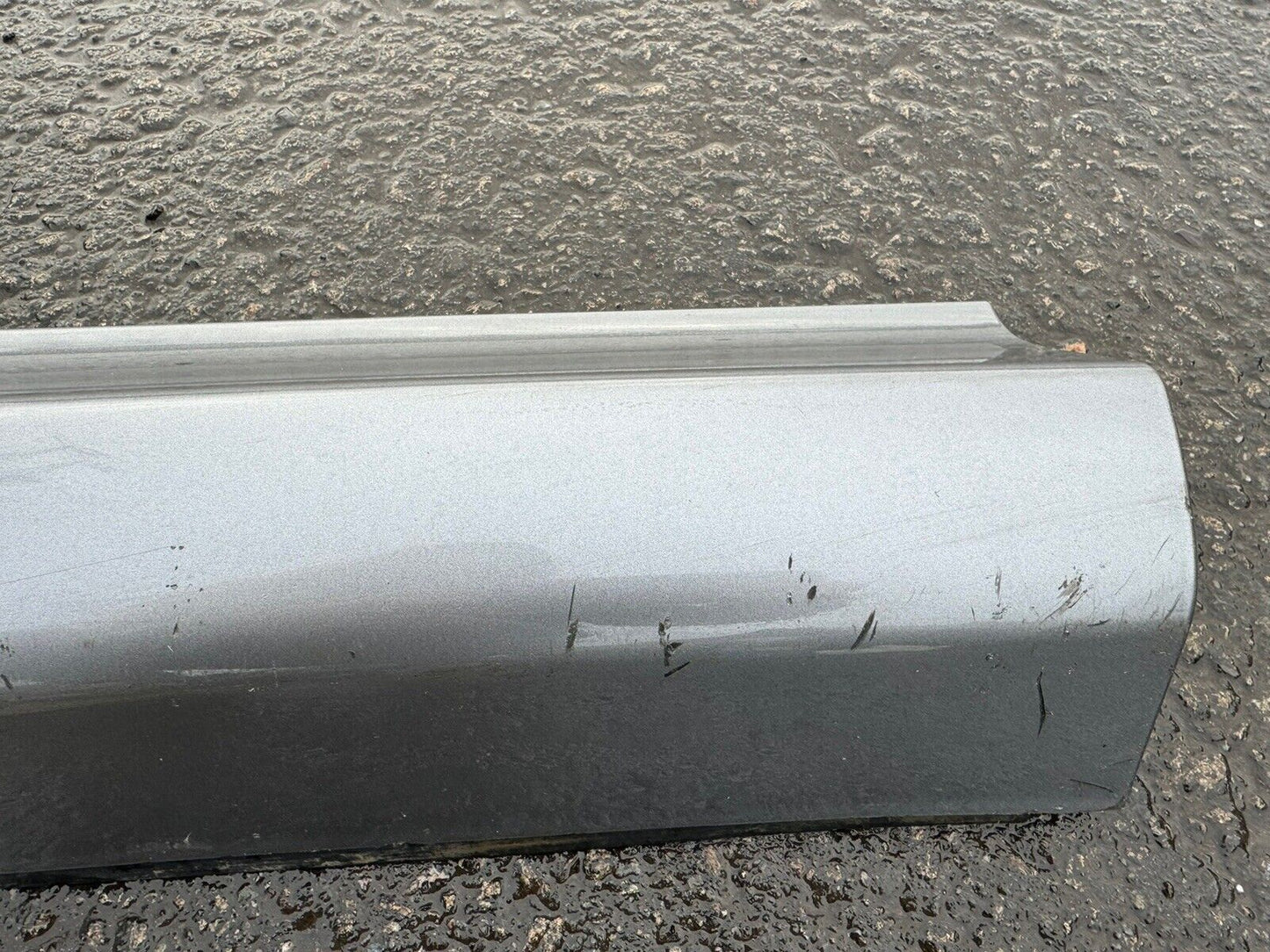 Genuine LAND ROVER DISCOVERY SPORT L550 RIGHT SIDE DOOR MOLDING FK72274A48ACW