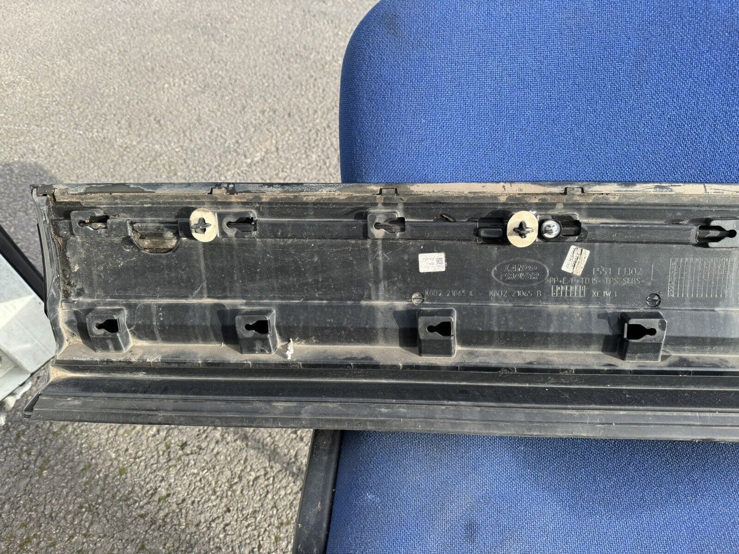 Range Rover Evoque L551 Door Moulding K8D221065C L551T1302