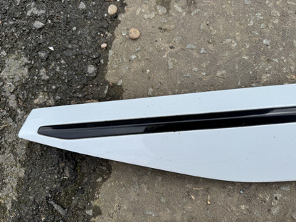 SKODA SUPERB B8 3V Estate Hybrid Front Right Door Lower Molding 3V0853294