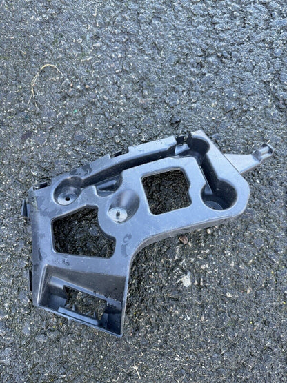 RENAULT CAPTUR MK1 BUMPER MOUNT BRACKET REAR RIGHT DRIVER SIDE 852220257R