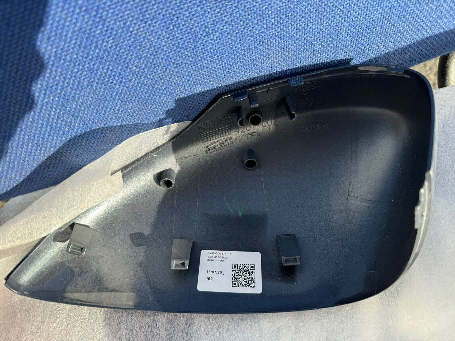 Genuine NEW FORD FIESTA MK7 DOOR WING MIRROR COVER Right 8A6117K746B