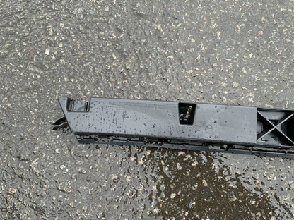 MERCEDES GLA CLASS REAR BUMPER BRACKET 5 Door Estate A1568850065