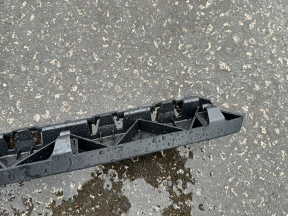 MERCEDES GLA CLASS REAR BUMPER BRACKET 5 Door Estate A1568850065