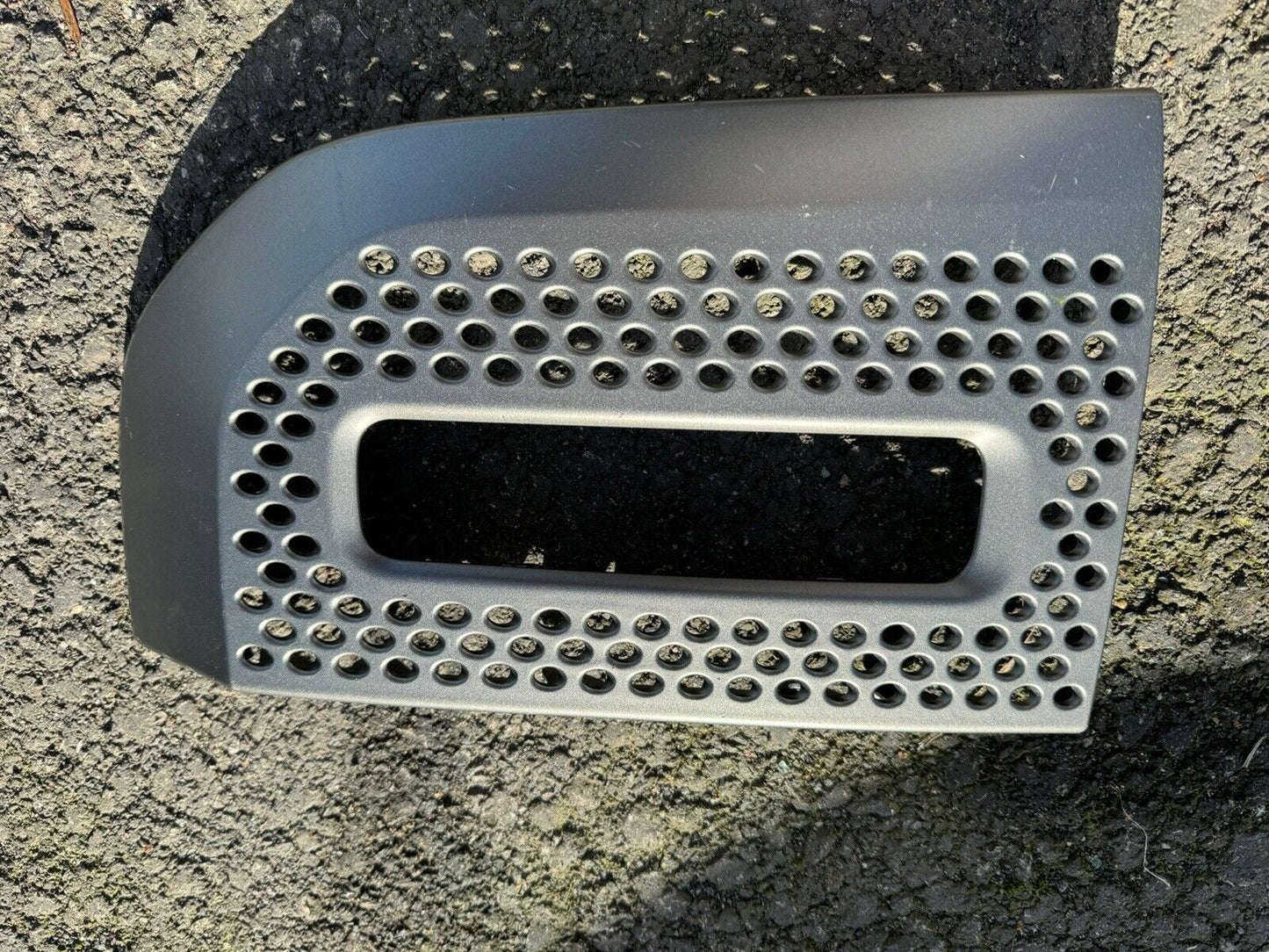 Land Rover Defender L663 Front Bumper Left Fog Light Grill L8B2-15B217-A Genuine