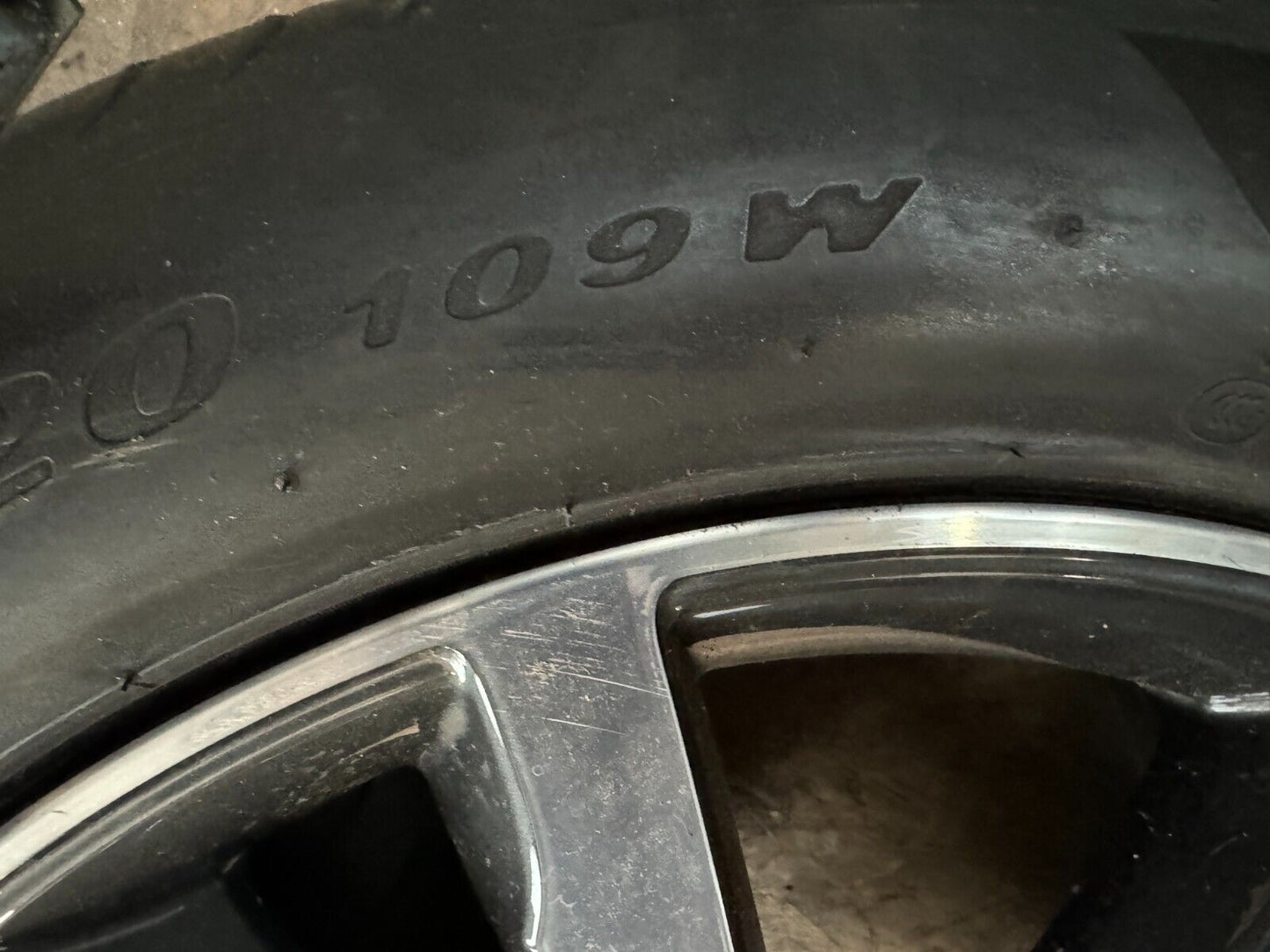 1 X 255 50 R20 109W PIRELLI P ZERO (NO PUNCTURE NO REPAIR) 7mm!