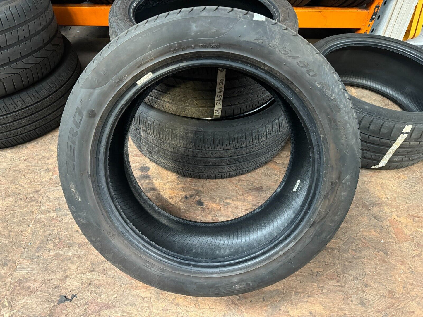 1 X 255 50 R20 109W PIRELLI P ZERO (NO PUNCTURE NO REPAIR)