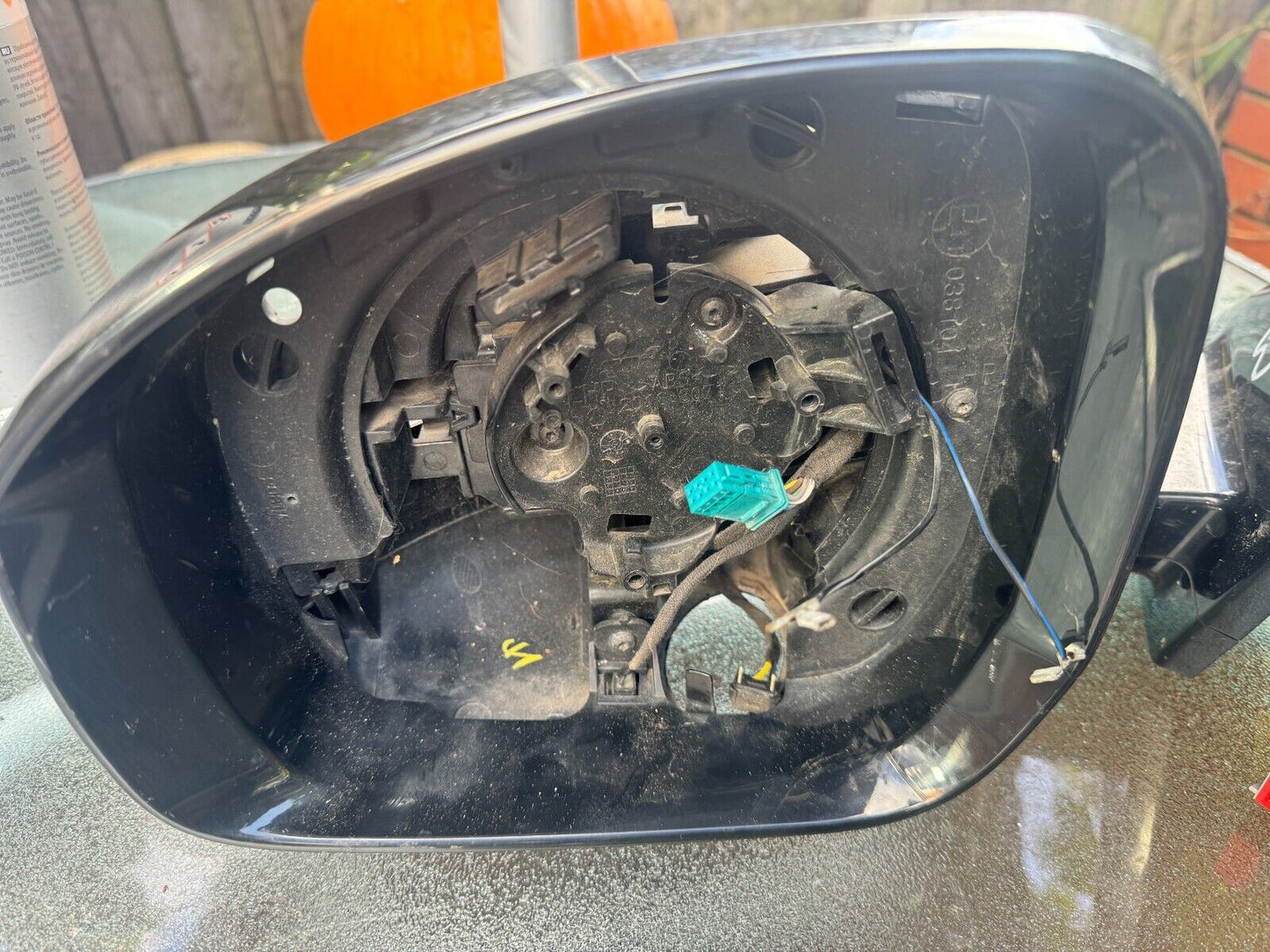 Range Rover Sport L494 LHD (15-22) Left Side Door Mirror FK62-17683-BC BROKEN!