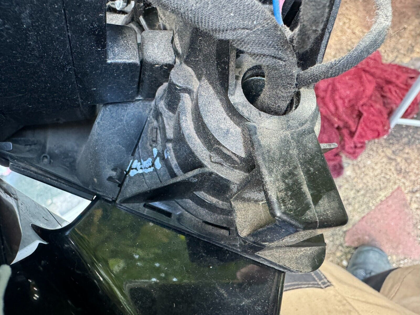 Range Rover Sport L494 LHD (15-22) Left Side Door Mirror FK62-17683-BC BROKEN!