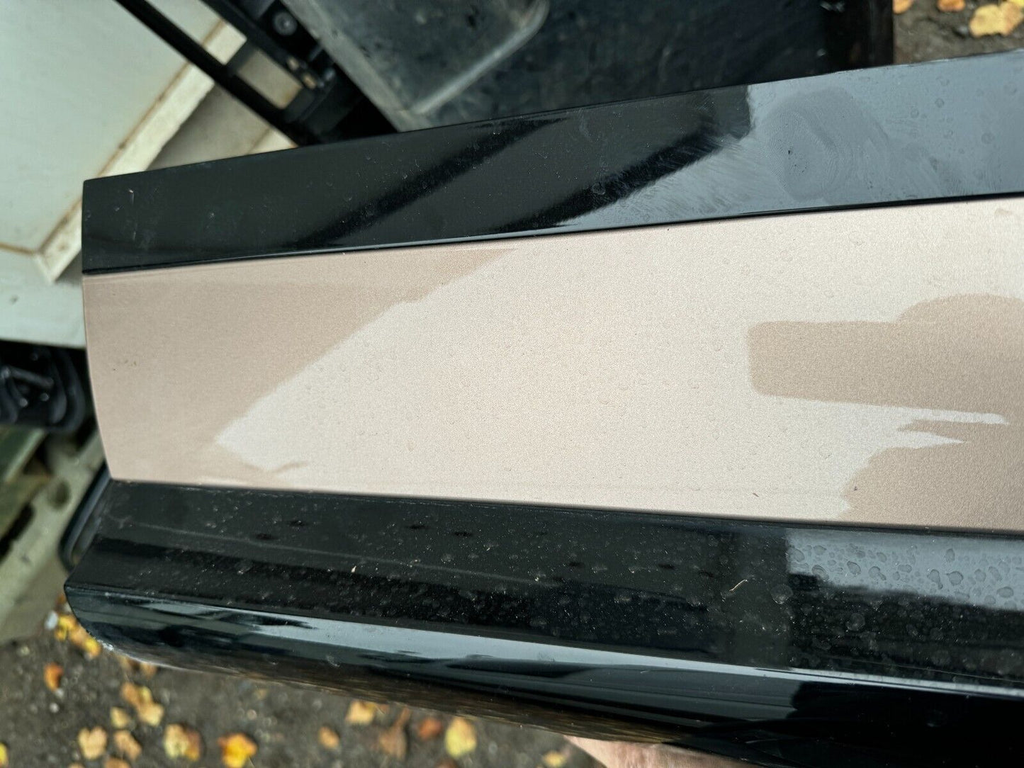 2024 RANGE ROVER EVOQUE LEFT REAR DOOR MOLDING L551 K8D2274A49