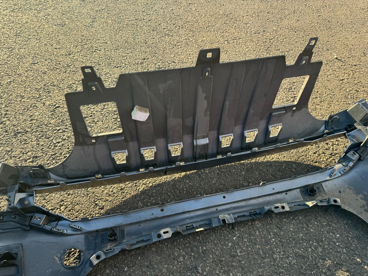 2023 Jaguar I Pace Front Bumper With Brackets J9D3 Damaged