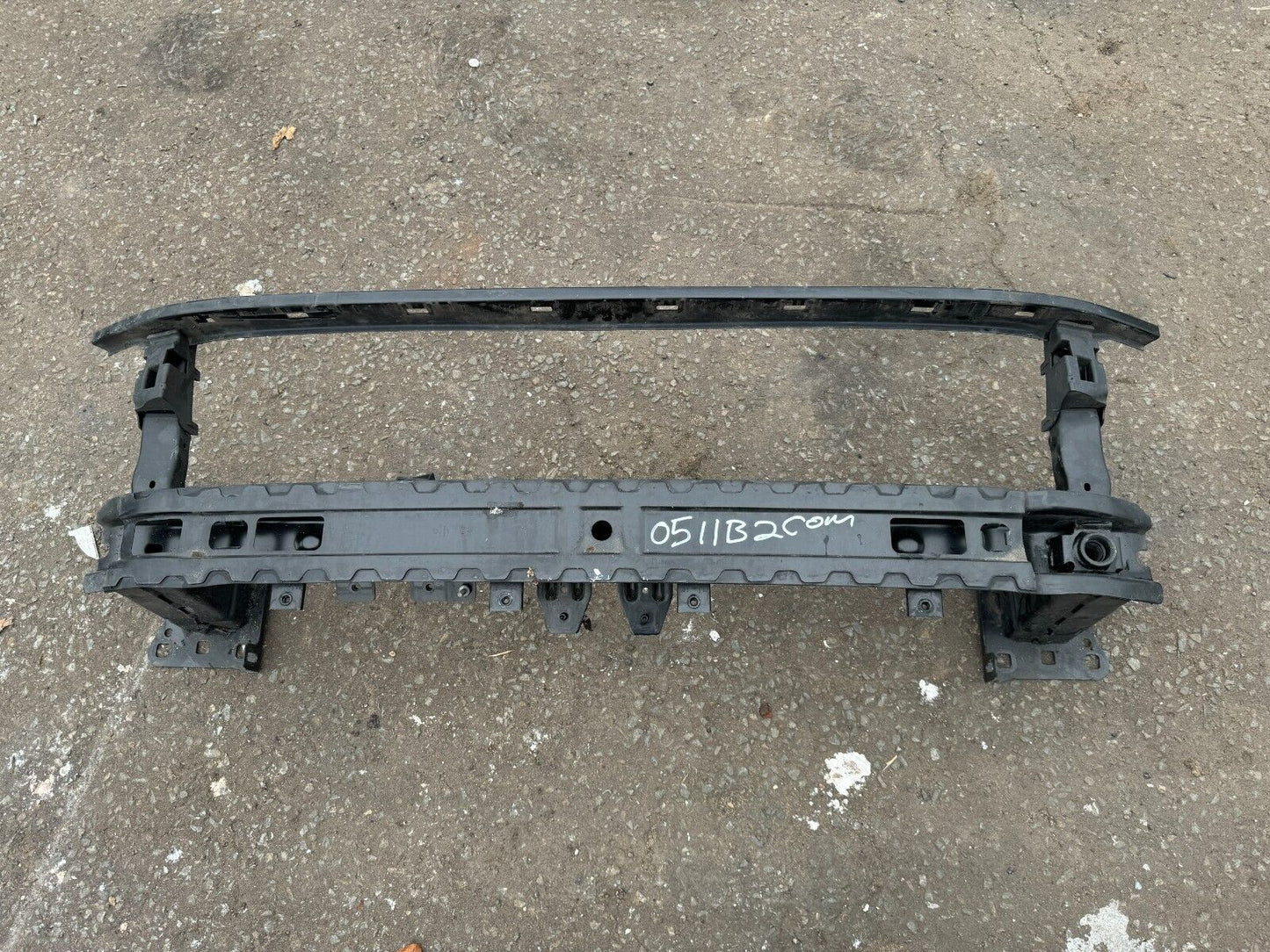 VW Passat B8 Lift original front crash bar brace 3G0807584A