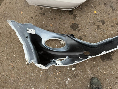 2024 GENUINE NISSAN JUKE FRONT BUMPER 620226PA0H DAMAGED