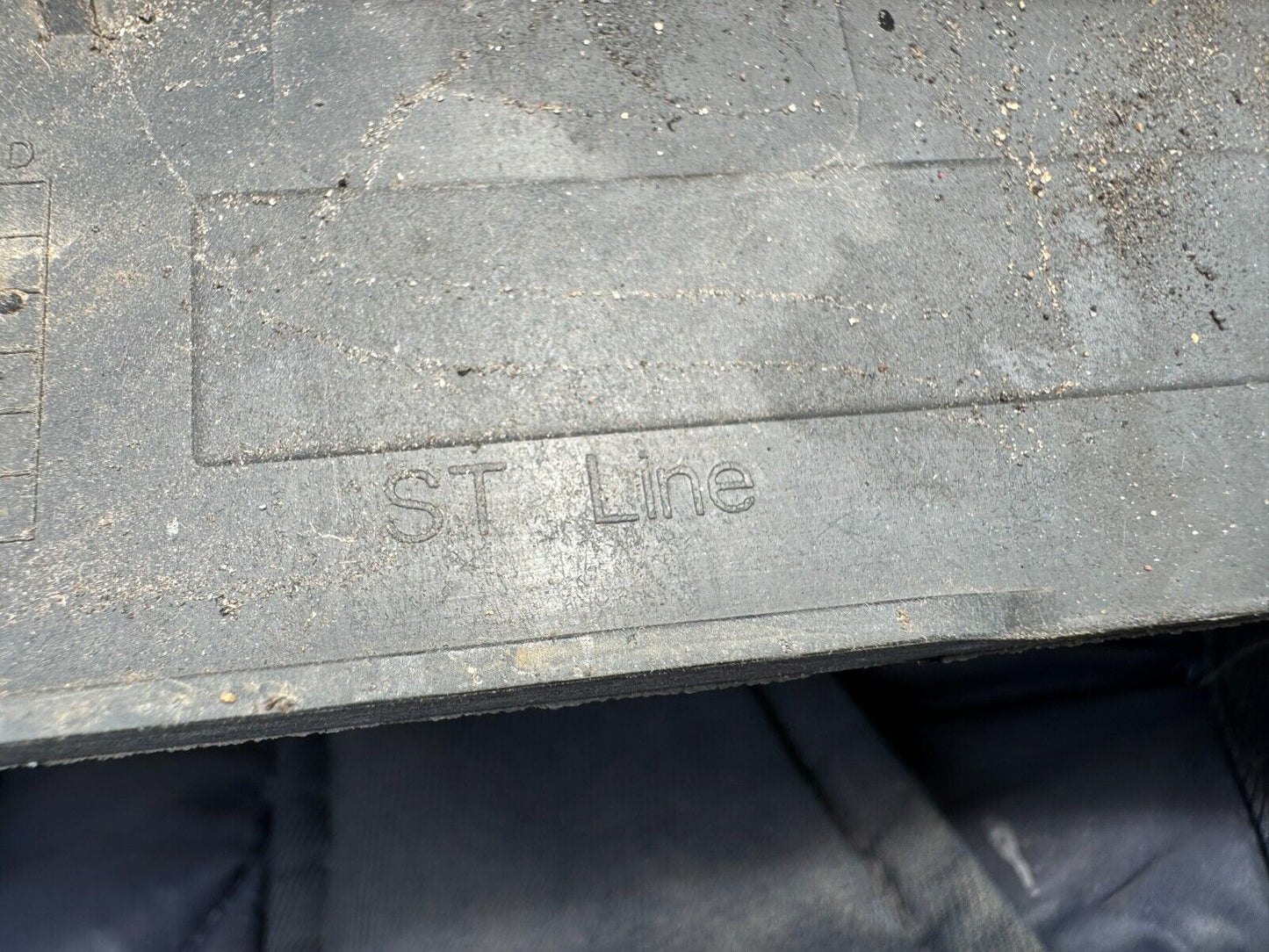FORD FOCUS MK4 FRONT BUMPER TRAY JX7B-8B384-S, JX7B-8B384-T