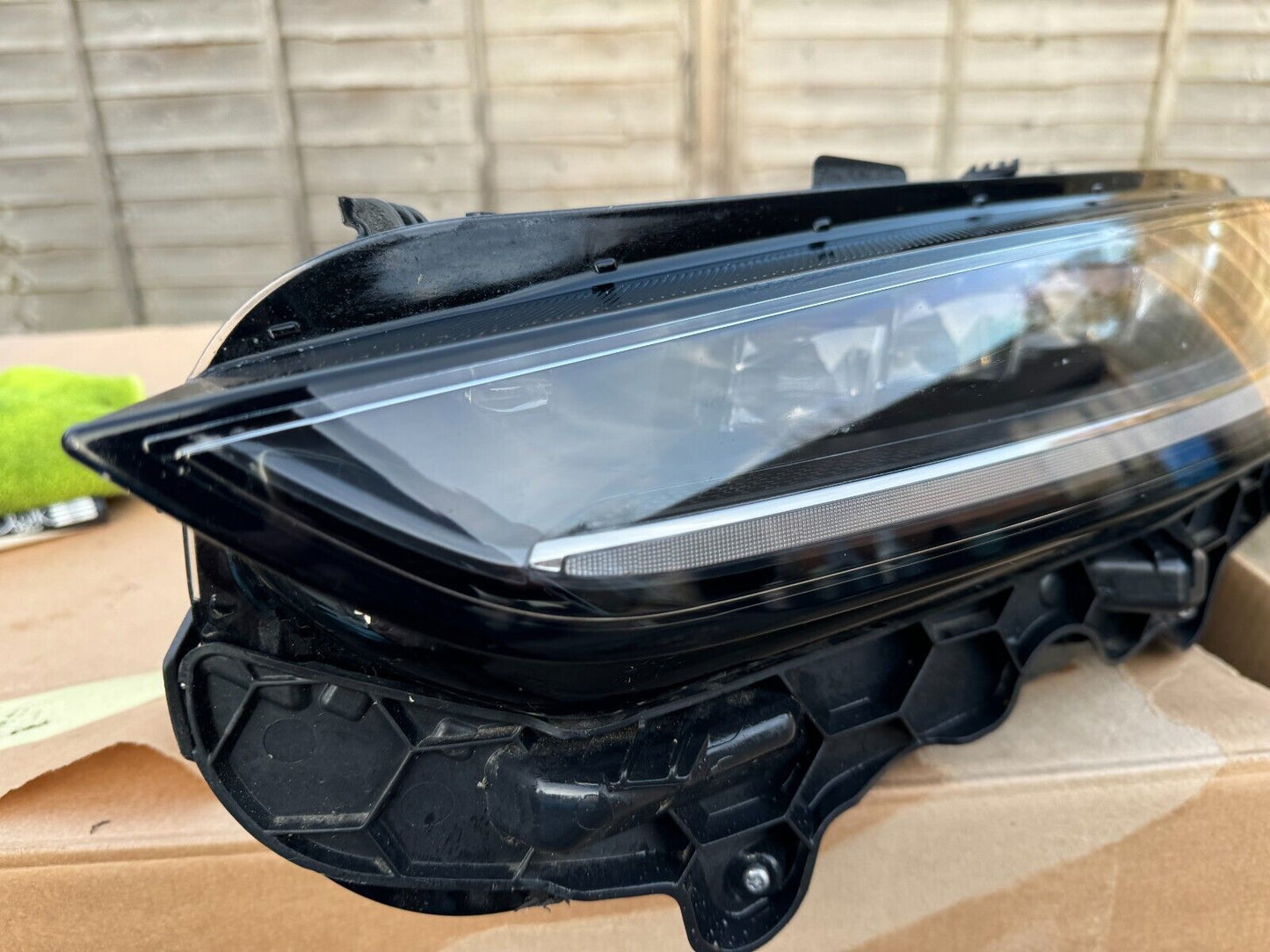 JAGUAR F TYPE Left Passenger Side Headlight MX5313W030DE PIXEL LT N/S DAMAGED