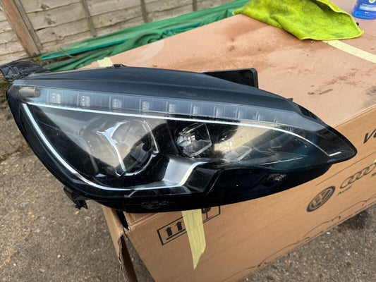 PEUGEOT 308 MK2 2020 FRONT RIGHT DRIVER SIDE HEADLIGHT LAMP 9800546380