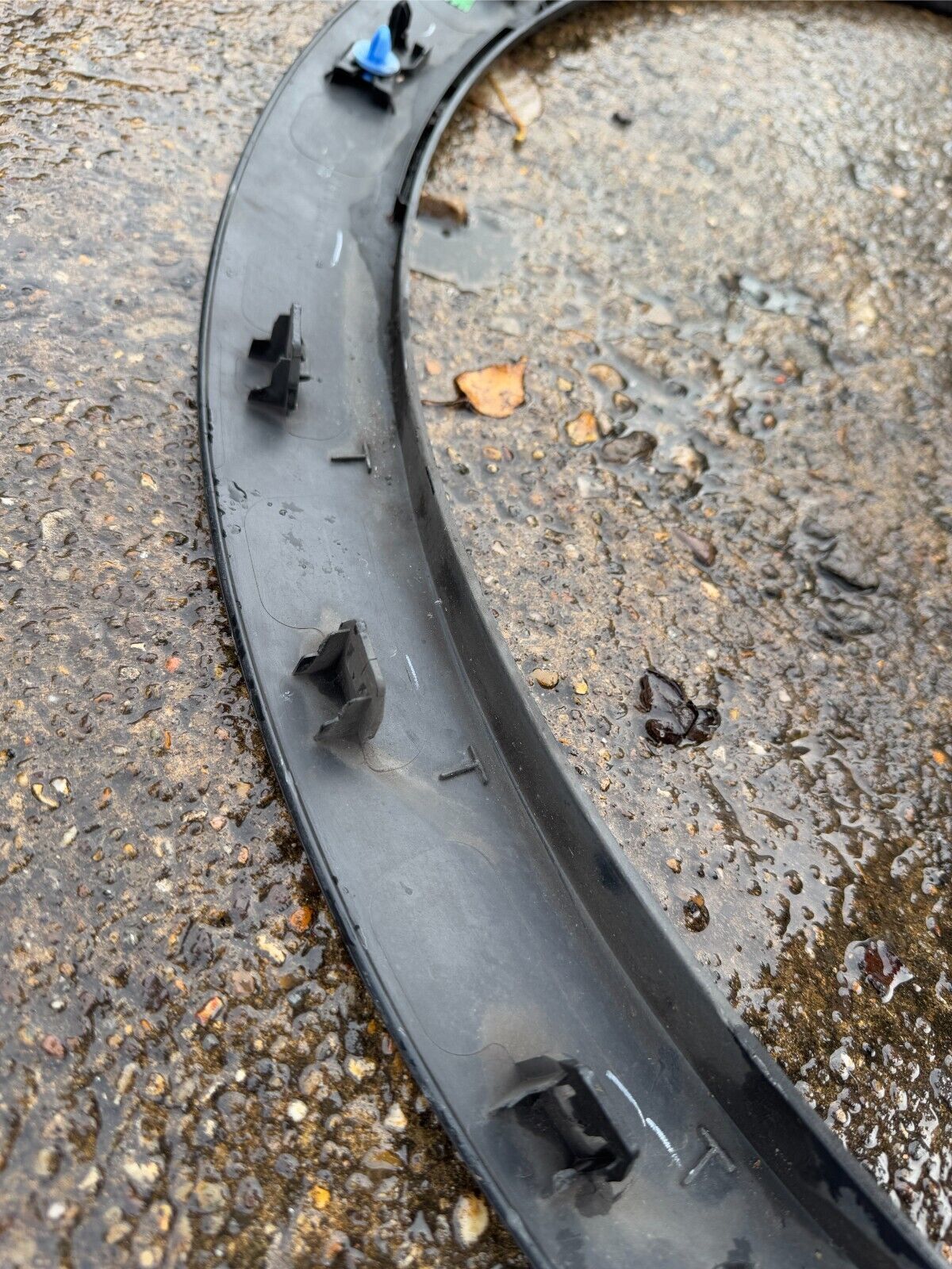 CITROËN DS3 wheel arch trim 9817251277