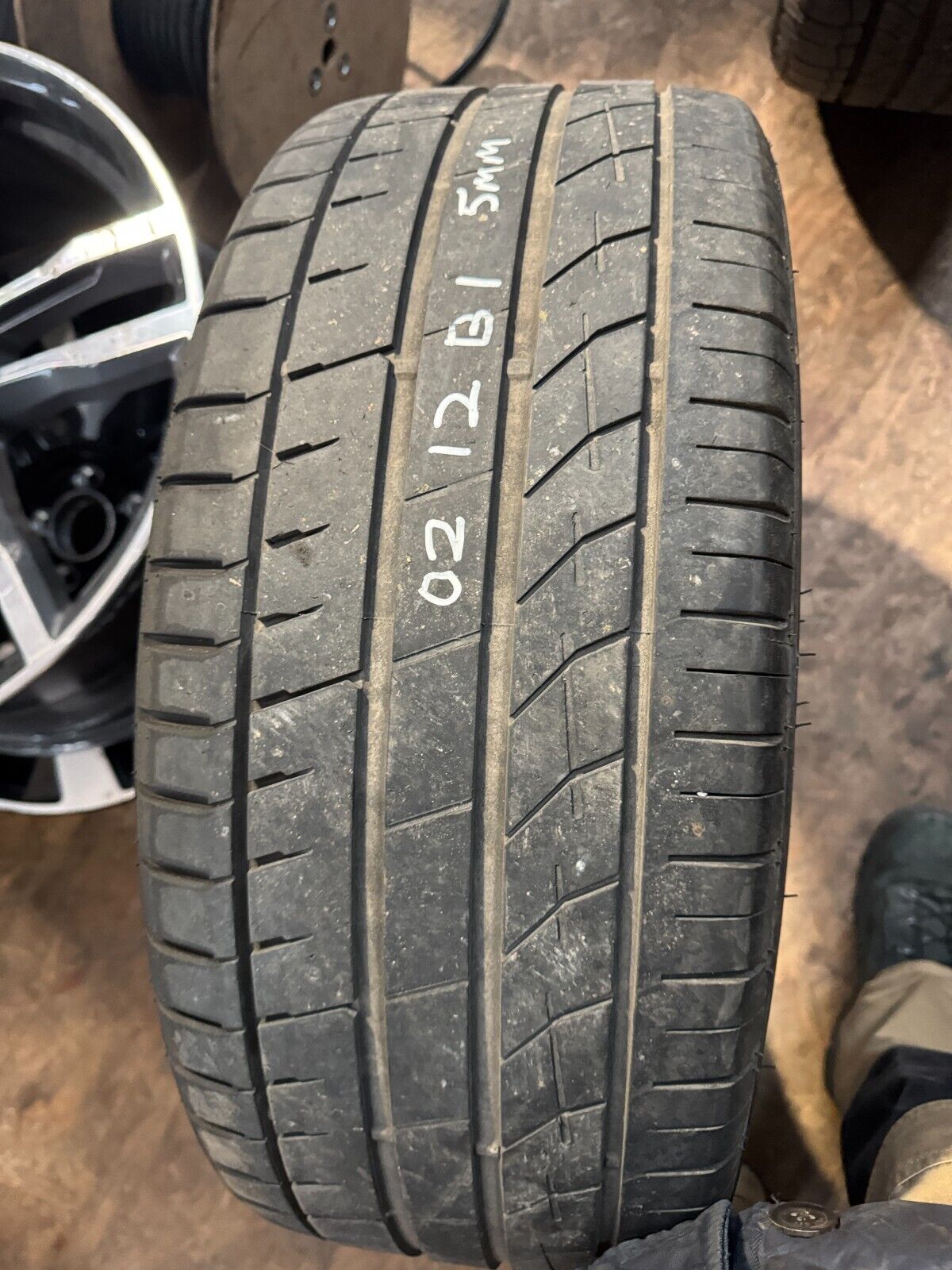 255 45 20 Accelera IOTA ST-68 -255/45 R20 105W XL SUV Tyre