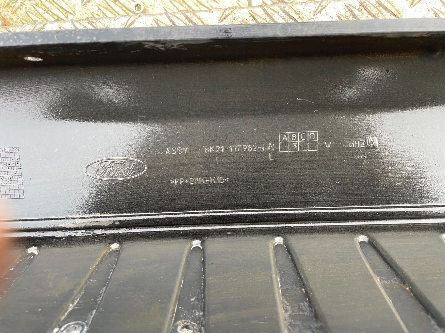 GENUINE FORD TRANSIT  REAR BUMPER ASSY BK2117E962