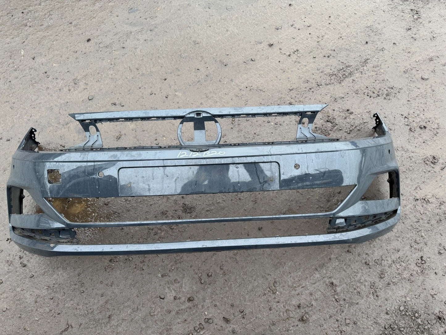 VW VOLKSWAGEN POLO 2017-ON front bumper genuine 2GS807221