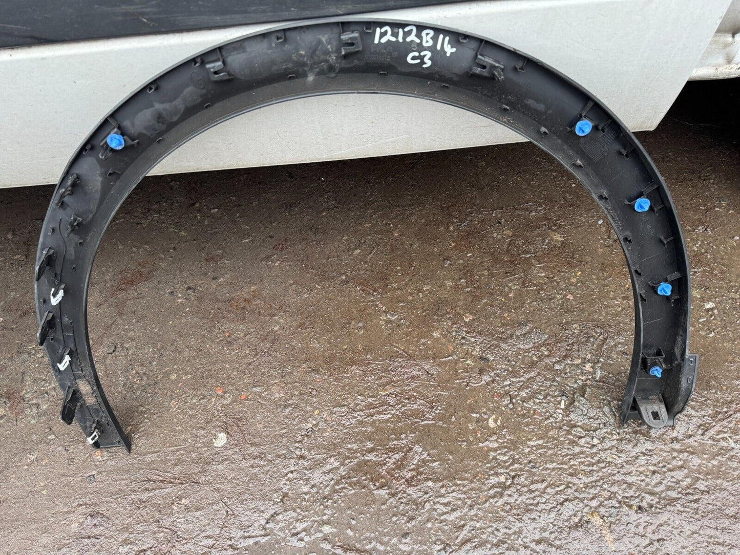 2023 Peugeot 408 rear left wheel arch trim 9838434680 Scratched