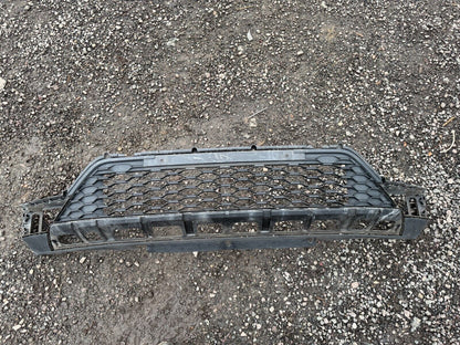 GENUINE VOLKSWAGEN T-ROC Mk1 2018-2023 Front Bumper Grille 2GA805903D