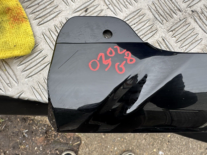 2022-2024 RANGE ROVER SPORT L461 A PILLAR WINDSCREEN EXTERIOR TRIM DRIVER RIGHT