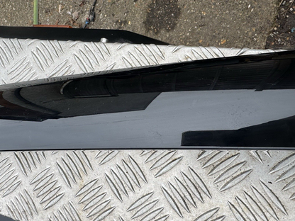 2022-2024 RANGE ROVER SPORT L461 A PILLAR WINDSCREEN EXTERIOR TRIM DRIVER RIGHT