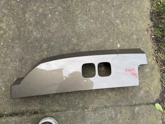 Land Rover Defender Rear Tail Light Trim RH UK Drivers 20-24 L663 L8B2-28660-ACW