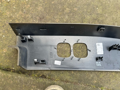 Land Rover Defender Rear Tail Light Trim RH UK Drivers 20-24 L663 L8B2-28660-ACW