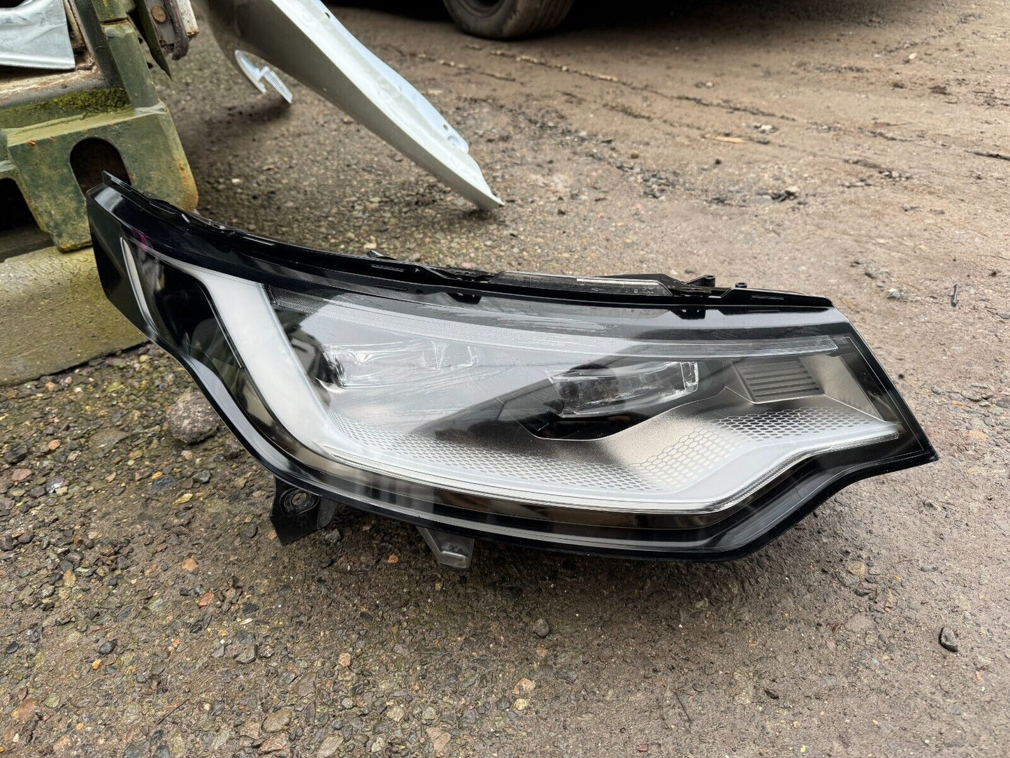 Headlight Land Rover Discovery 5 L462 2017-2023 High Full LED, right side, o/s