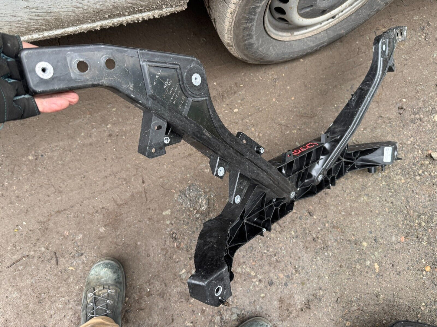 2024 Tesla Model Y 20-2024 Front Bumper Reinforcement Slam Panel 1660012-99-C