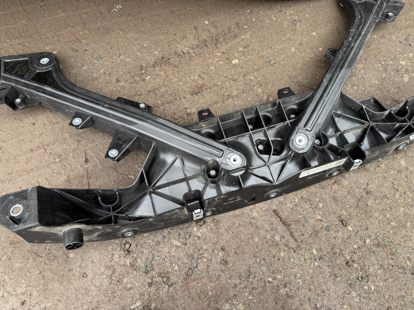 2024 Tesla Model Y 20-2024 Front Bumper Reinforcement Slam Panel 1660012-99-C