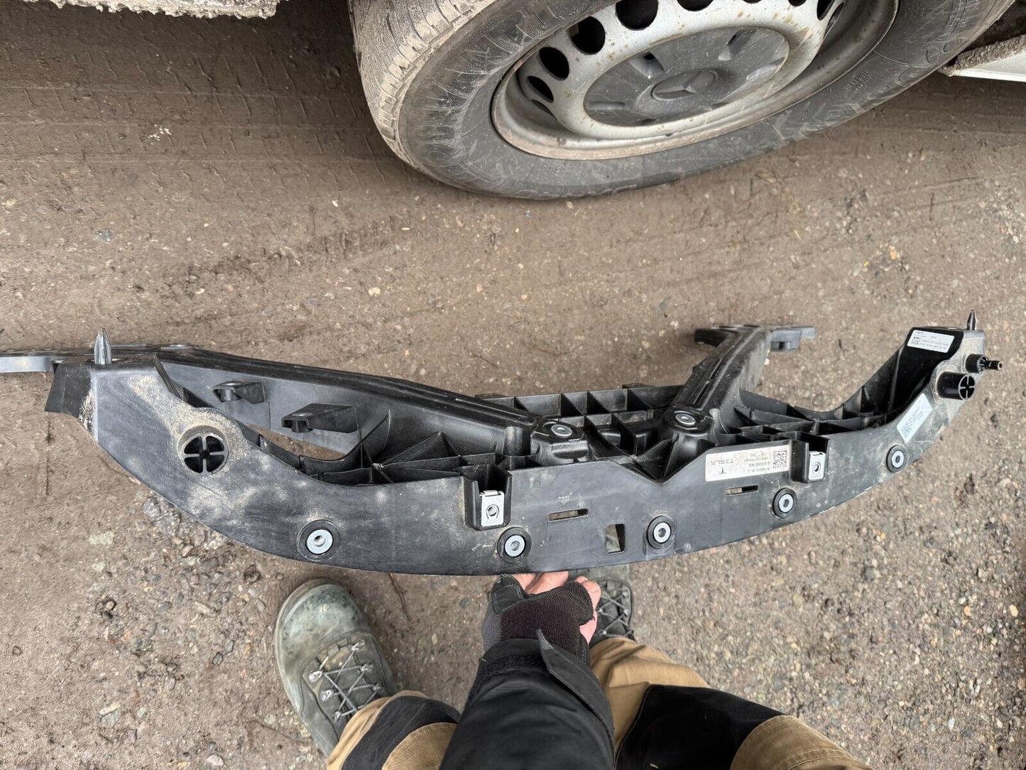 2024 Tesla Model Y 20-2024 Front Bumper Reinforcement Slam Panel 1660012-99-C