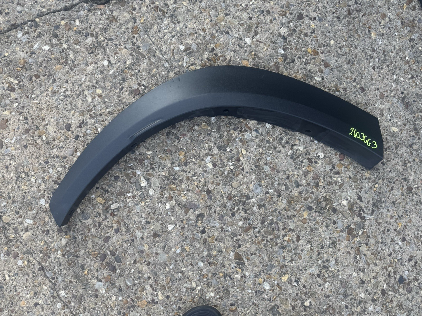 LEXUS NX AZ10 Rear Right Fender Molding 75605-78010  2015