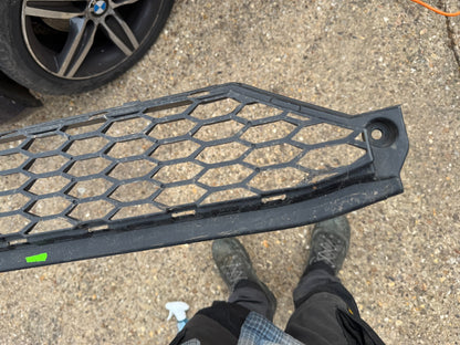 2023 Jaguar E Pace Front Bumper Grill with R DYNAMIC BADGE 2018 ON