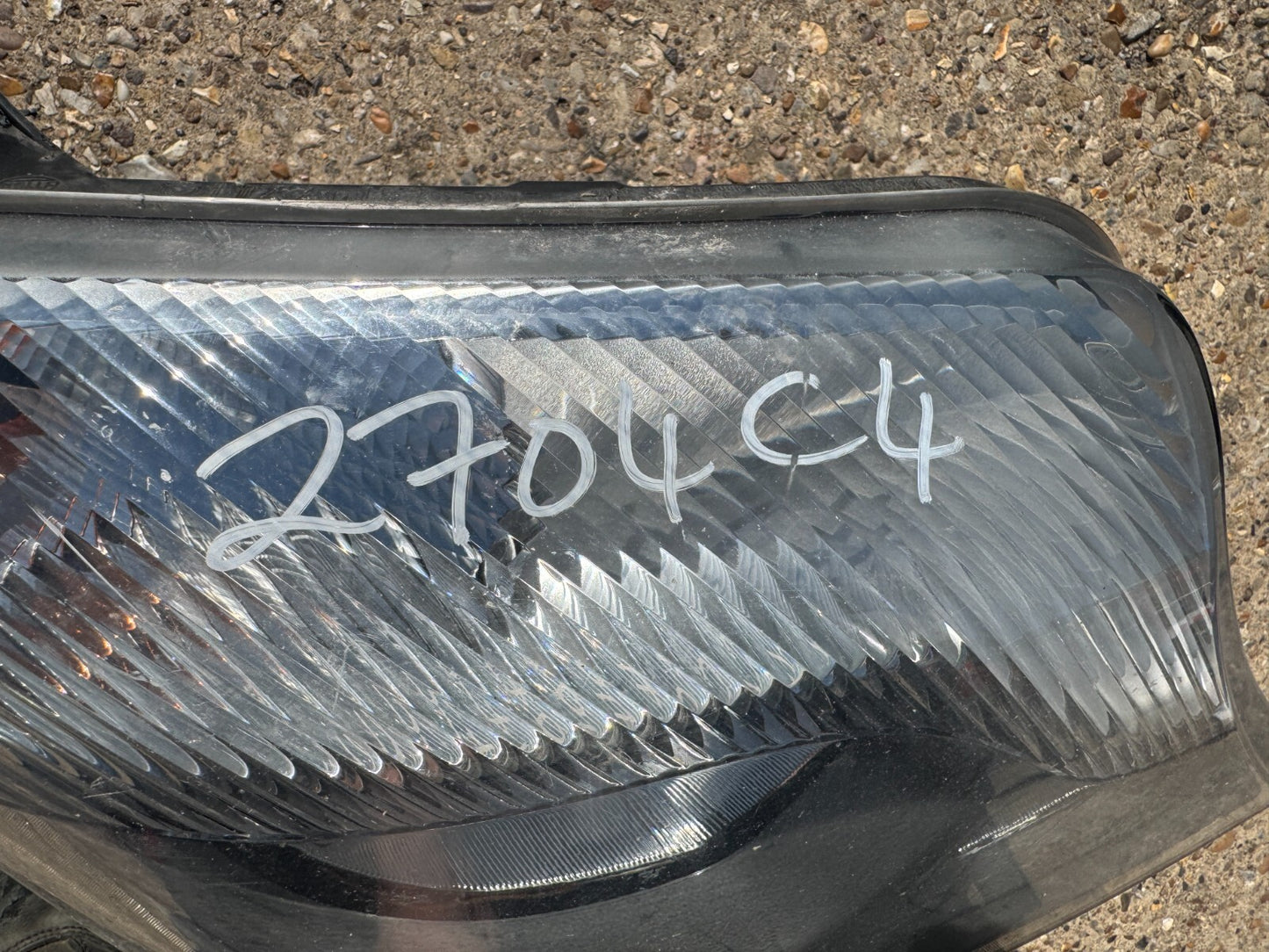 MERCEDES SPRINTER W906 RIGHT DRIVER O/S SIDE HEADLIGHT A9068202661 DAMAGED