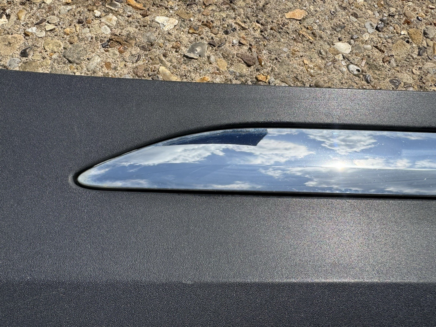 Mercedes GLA H247 Rear Right Side Door Moulding 2020 ON A2477375000 Genuine