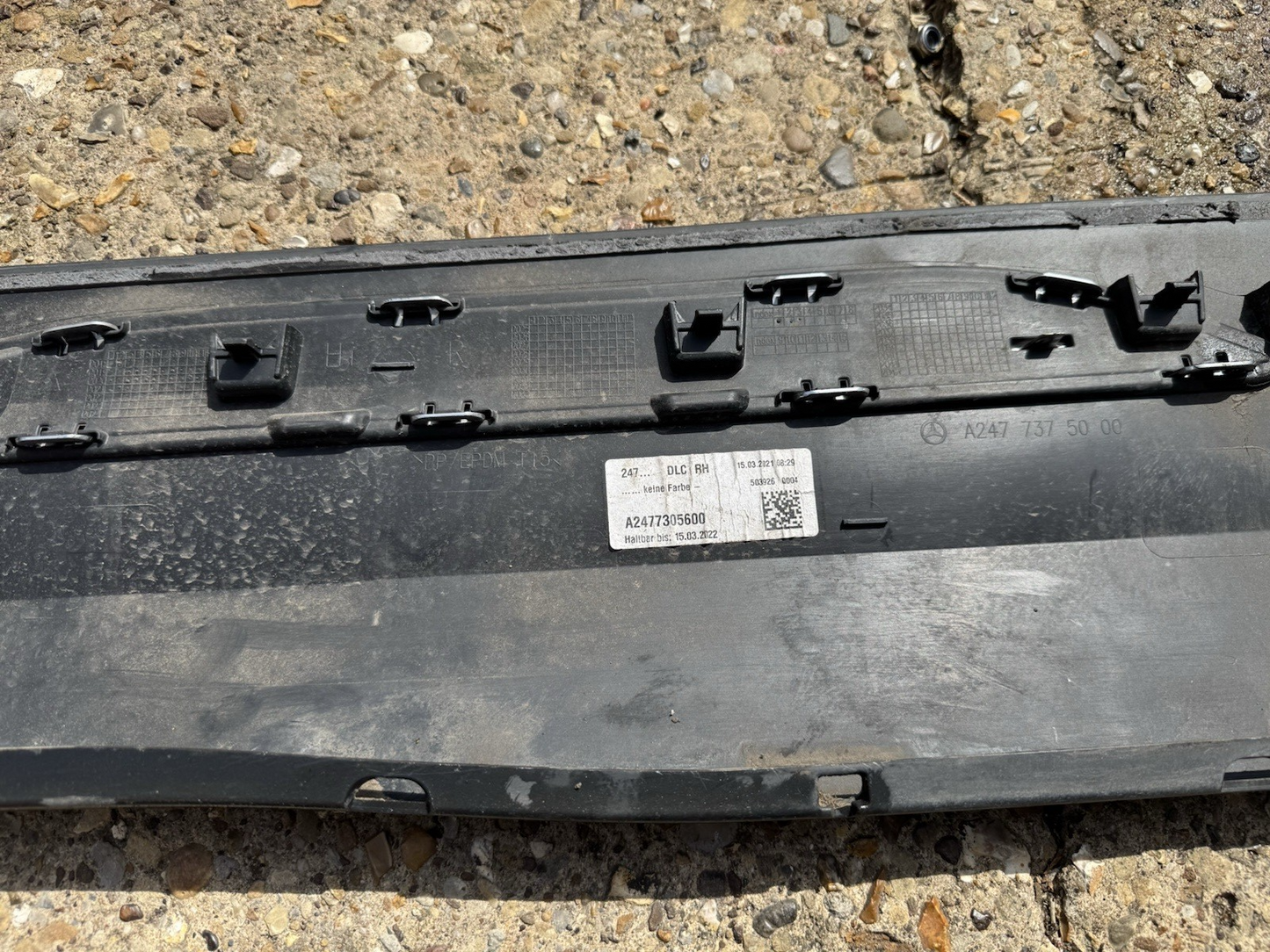 Mercedes GLA H247 Rear Right Side Door Moulding 2020 ON A2477375000 Genuine